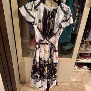 NWT! White House Black Market Floral Midi Dress